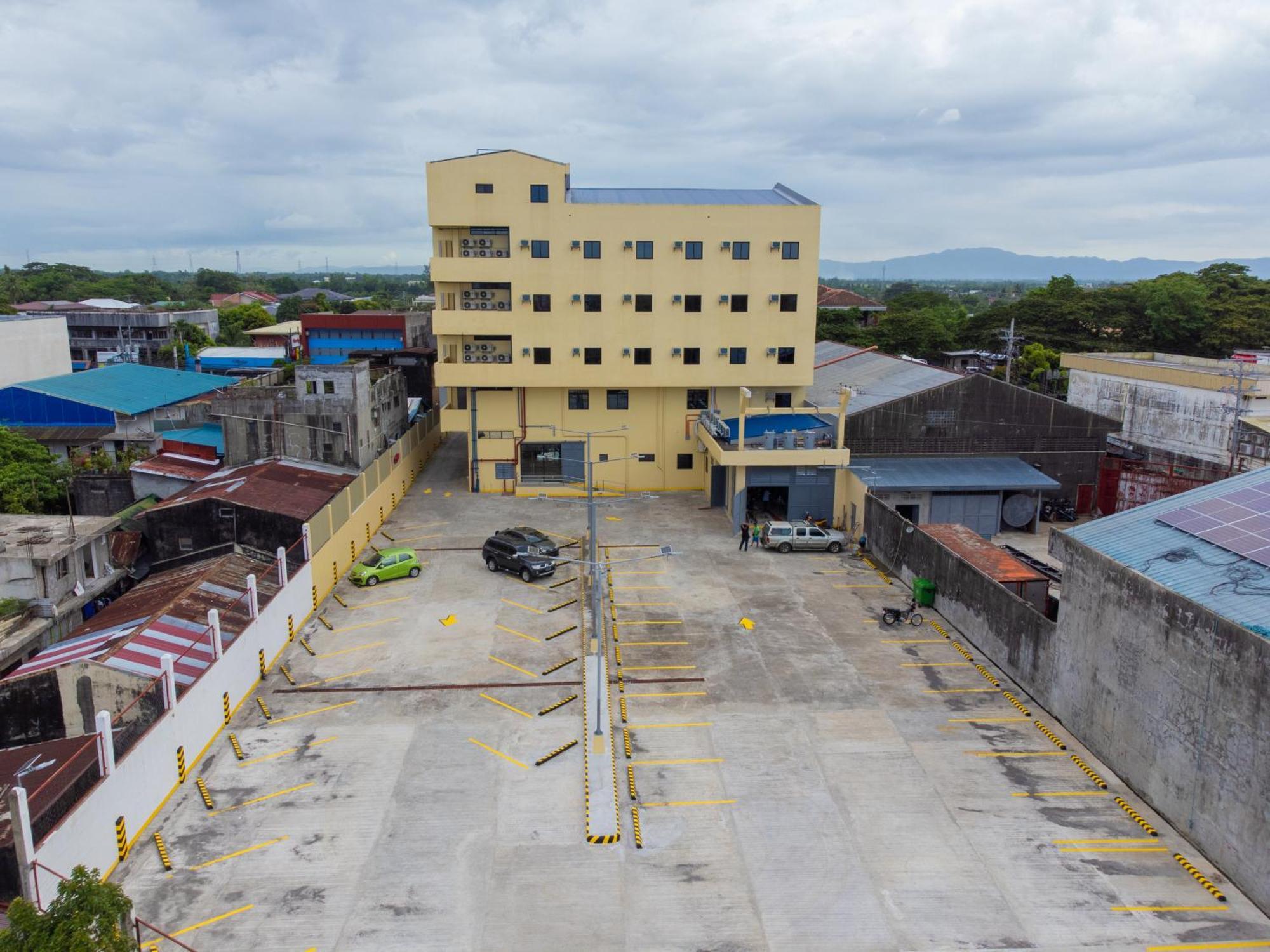 Sundaze Dormitel Hotel Naga  Exterior foto